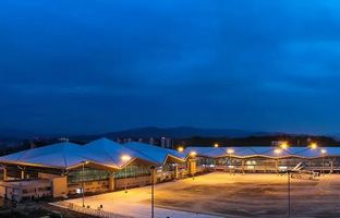 浠伴偊妗堜緥绉|BX鎺у埗绯荤粺鎵潛寮犲鐣岃嵎鑺卞浗闄呮満鍦